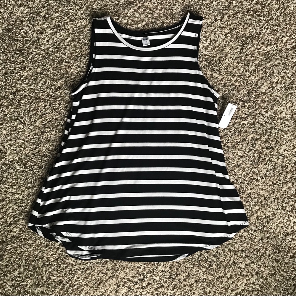 ❗️NWT❗️Old Navy Luxe swing tank